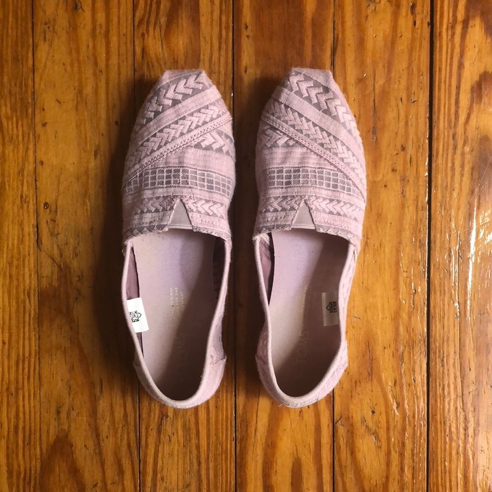 Purple Lace Toms